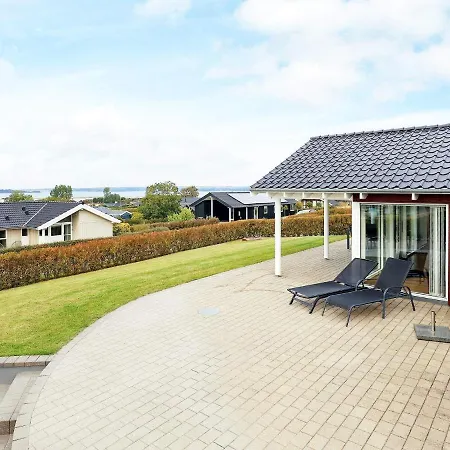6 Person Holiday In Faaborg Сasa de vacaciones Bøjden