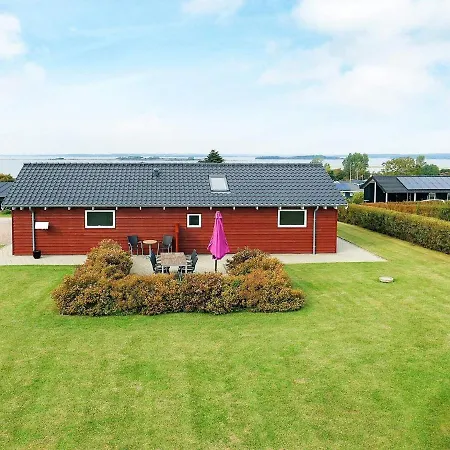 6 Person Holiday In Faaborg Bøjden